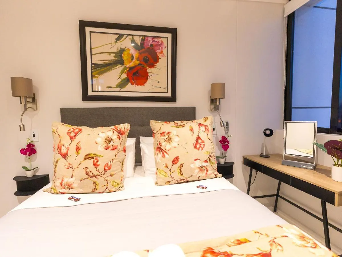 Flamingo Mountain View Luxury Best Position 1 Bedroom Apartment Queen Size Bed & Inverter For Tvo Ciudad del Cabo
